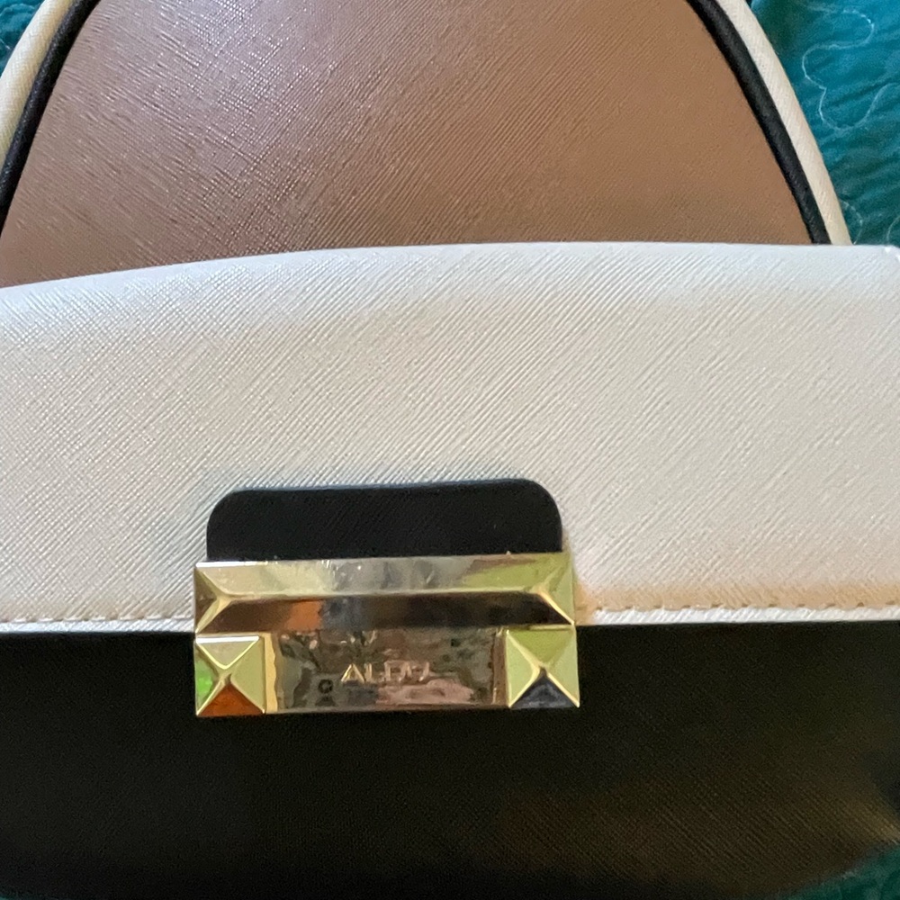 ALDO adjustable mini backpack - Picture 3 of 7